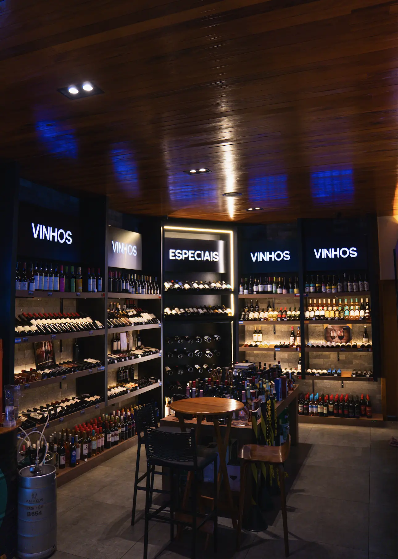 Adega de vinhos da Nostro Ibiporã